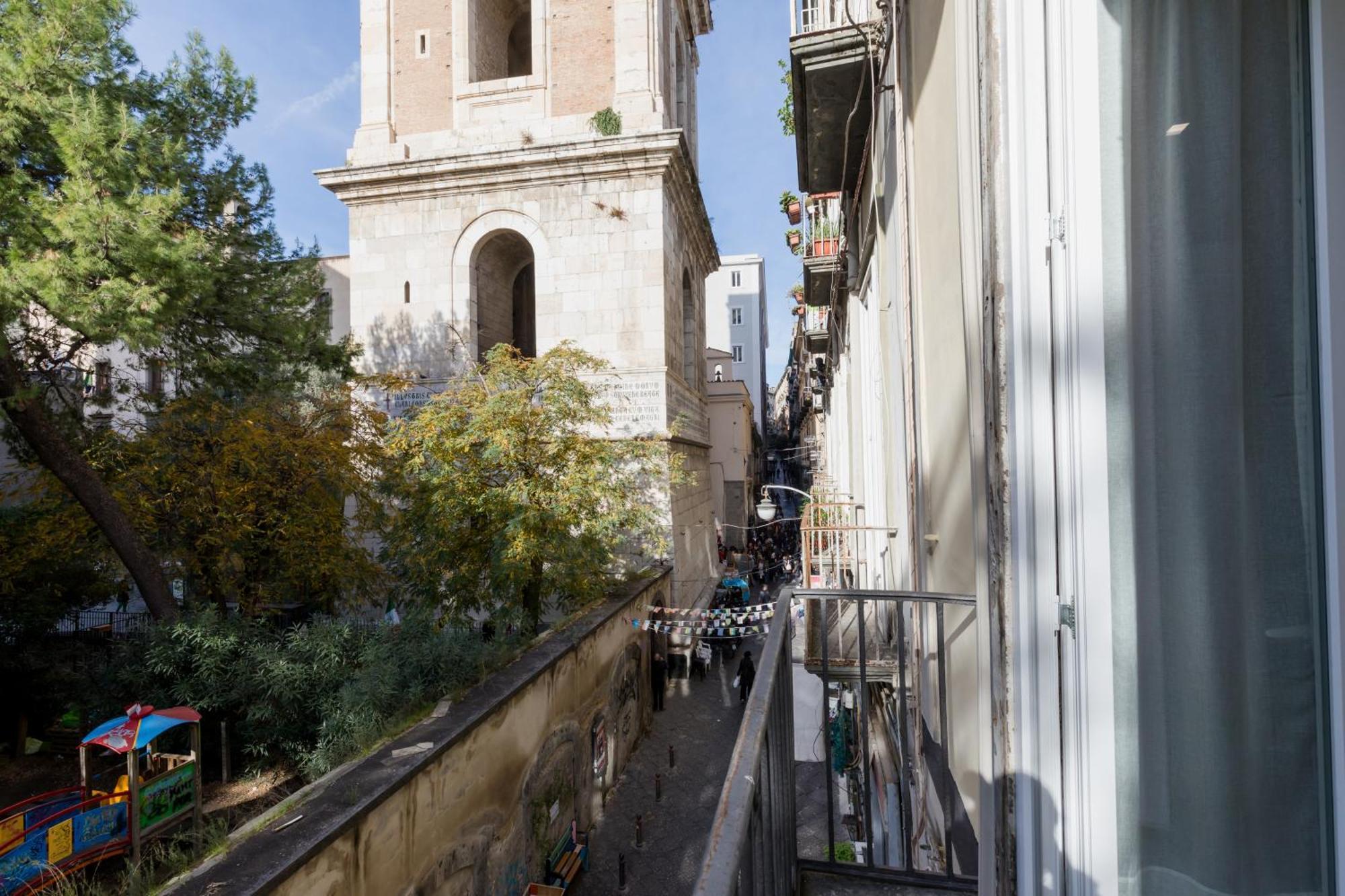 O' Munasterio E Santa Chiara Neapel Exterior foto